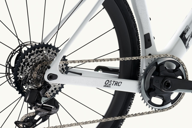 2022 Factor OSTRO gravel bike drivetrain