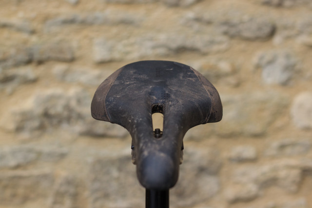 Fizik Luna X5 Saddle Womens-4.jpg