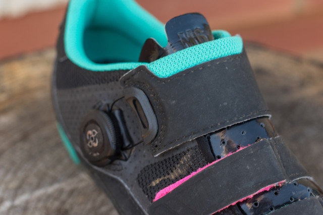 Fizik M6B Donna SPD Shoes-10.jpg
