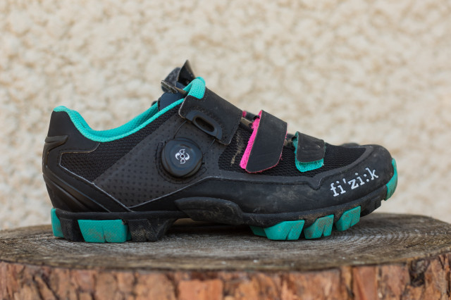 Fizik M6B Donna SPD Shoes-3.jpg