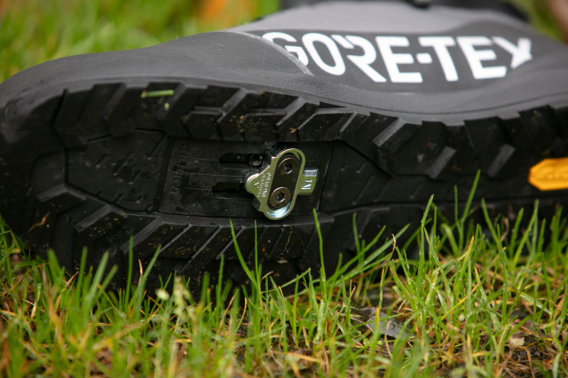 Fizik Terra NANUQ X2 GTX_4.jpg