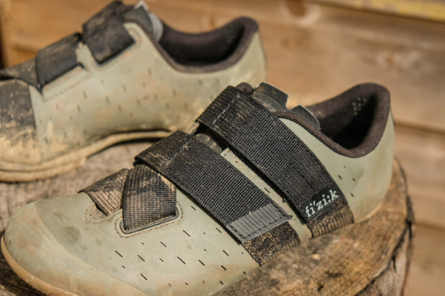 Fizik Terra Powerstrap X4 shoes-3.jpg