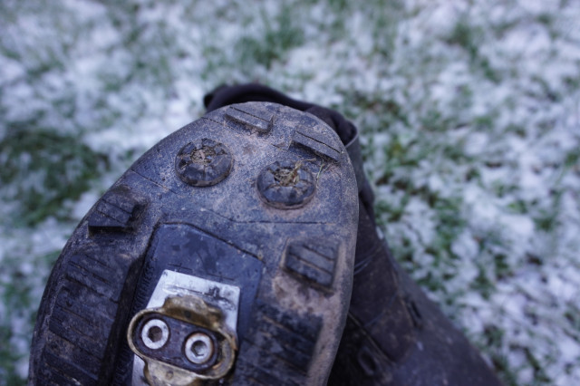Fizik_Terra_Artica_GTX_studs.JPG