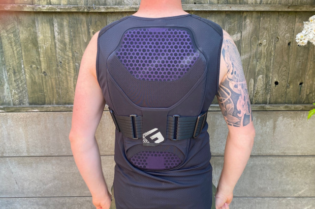 GForm MX Spike Armour _4.jpg
