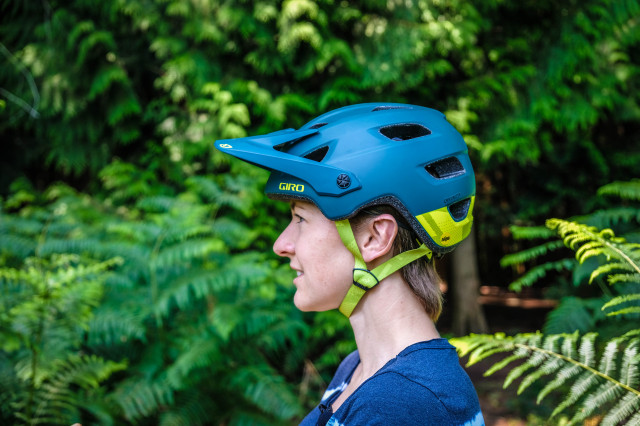 Giro Chronicle MIPS-4.jpg
