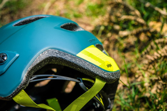 Giro Chronicle MIPS-8.jpg