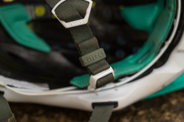 Giro Montara MIPS Helmet-5.jpg