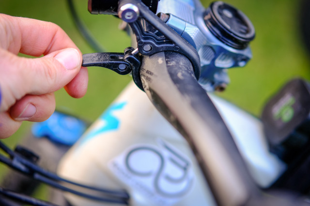 Gloworm XSV Front Light-10.jpg