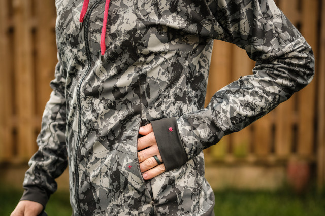Gore C5 womens Windproof Camo hooded jacket-6.jpg