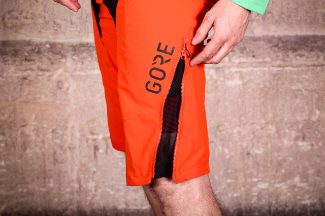 Gore-C5-All-Mountain-shorts-review-103.jpg