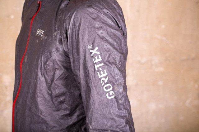Gore-C5-Gore-Tex-Shakedry-1985-Viz-jacket-review-104.jpg