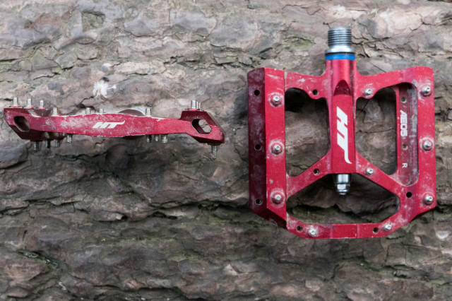 HT-AE05-flat-pedal-101.jpg
