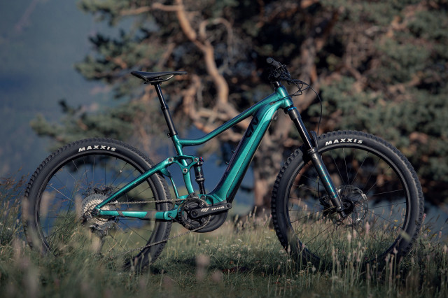 Liv Cycling Intrigue E+1 e-bike Detail Whole bike 