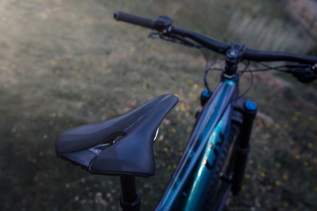Liv Cycling Intrigue E+1 Detail e-bike saddle