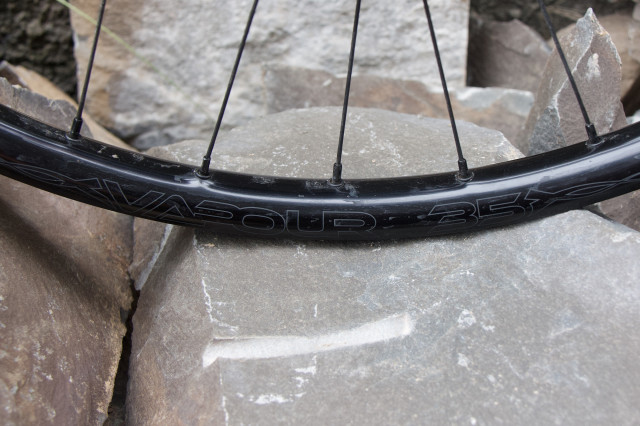 Halo Vapour 35 Stealth 29″ Wheelset review 2022 7.jpeg
