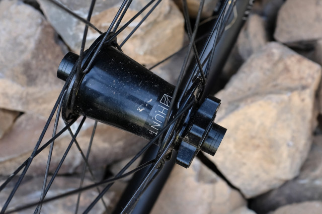 Hunt Enduro Wide V2 Wheels Review 2022 front hub.JPG