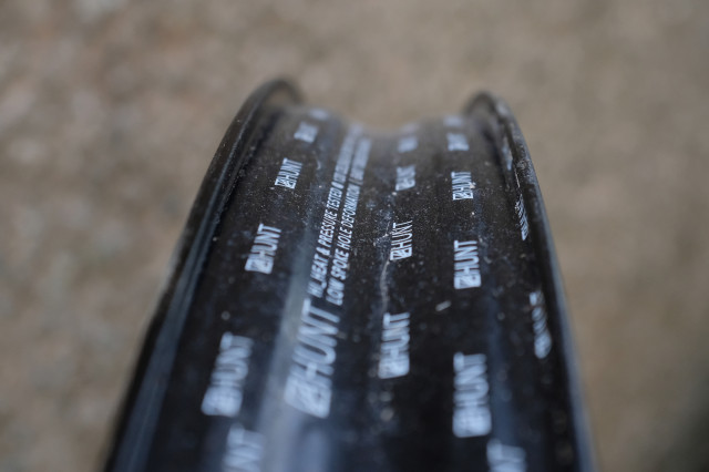 Hunt Enduro Wide V2 Wheels Review 2022 internal rim.JPG