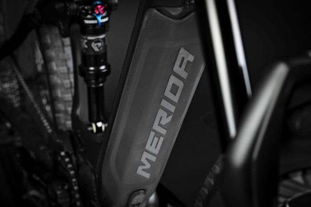 merida eoneforty batterycover