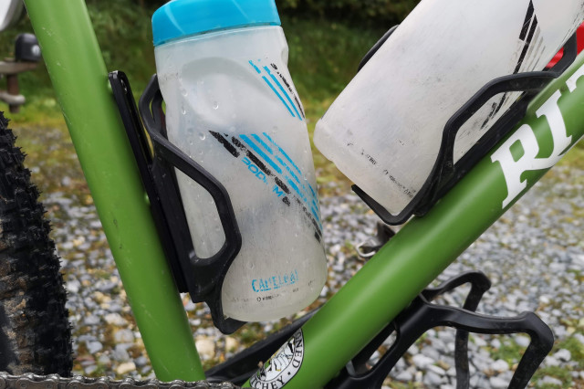 Wolftooth B-Rad bottle cage system