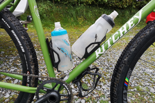 Wolftooth B-Rad bottle cage system