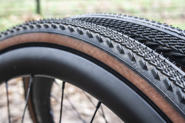 2022 Parcours Alta gravel wheelset rim detail