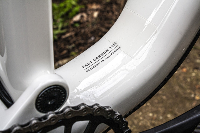Specialized Epic Comp downtube detail