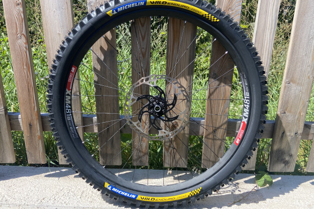 Michelin_Wild_Enduro_Racing_Line_Front_4