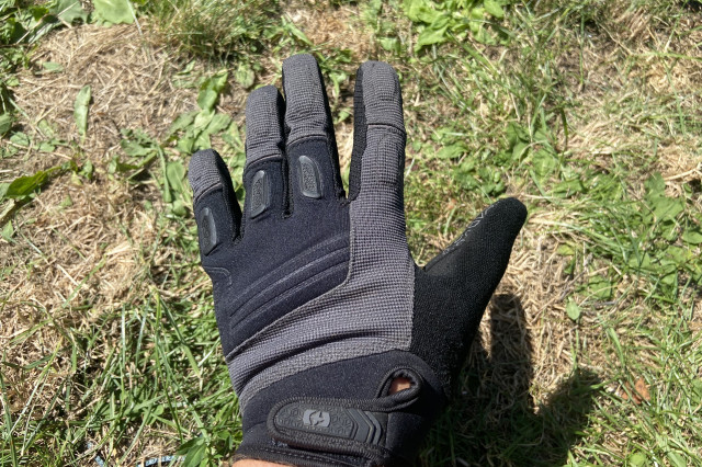 Oxford North Shore 2.0 glove_top