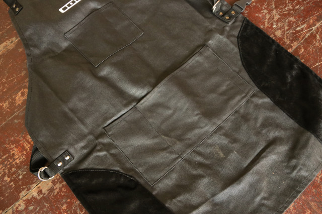 ION Apron