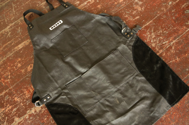 ION Apron