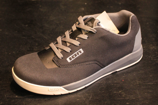 Ion Raid Amp Shoe-3.jpg