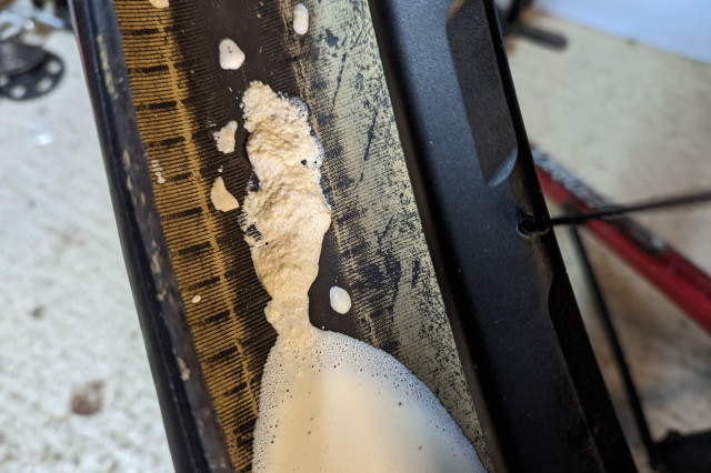 Joes_Elite_Racer_Sealant_Particles.jpg