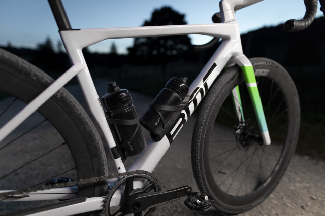 2022 BMC Kaius 01 bottles