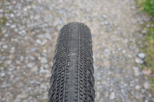 Kenda Crusher Gravel Tyre Top.jpg