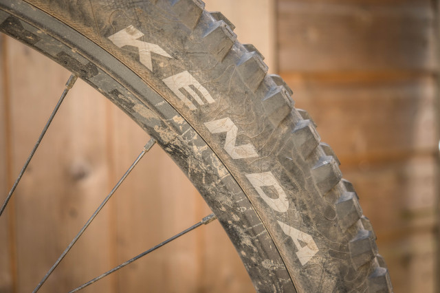 Kenda Pinner AGC tyre 29-2.jpg