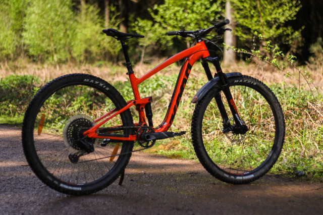 Kona Satori DL Detail Whole bike 2.jpg