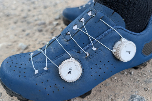 Lake MX333 shoes close.jpg