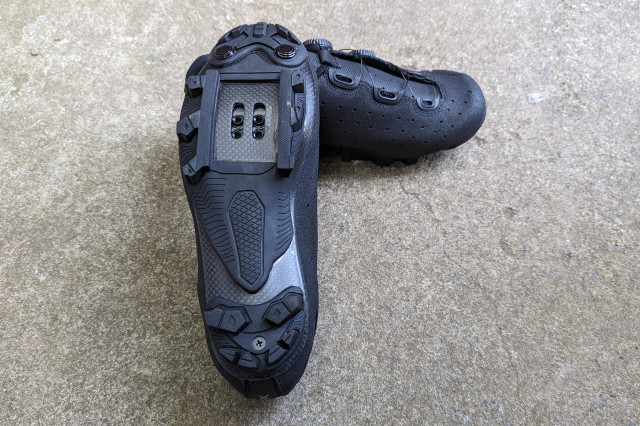 Lake_MX332_sole.jpg