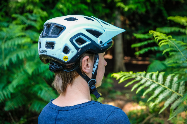Lazer Impala MIPS helmet-4.jpg