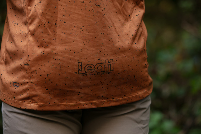 Leatt MTB Enduro 4 jersey 3.jpg