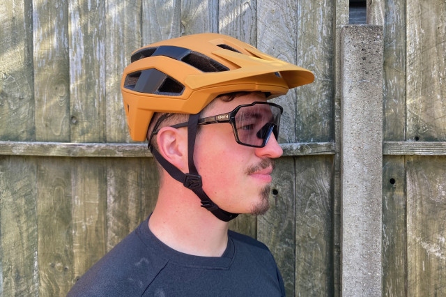Leatt MTB Trail 3.0 _2.jpg