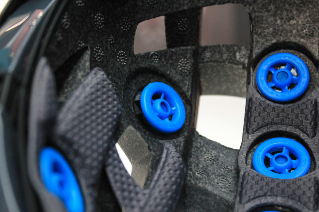 Leatt DBX 2.0 helmet-3.jpg