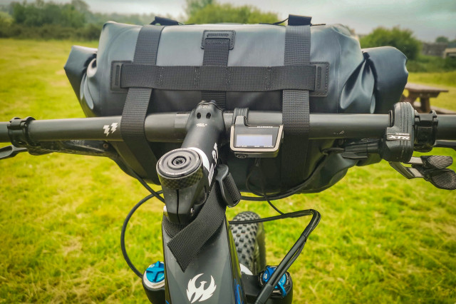 Lifeline Adventure handlebar bag-2.jpg