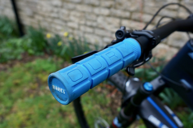 Lizard Skins Oury V2 Single Lock-On 1.jpeg