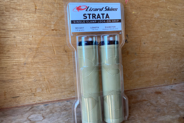 Lizard_Skins_Strata_Grips_1.jpg