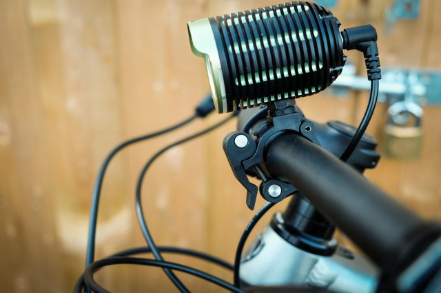 Lumicycles Apogee Front Light-3.jpg