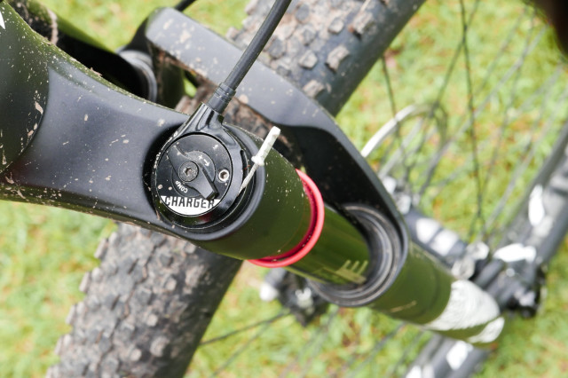 Lux-CF-SL-6.0-Pro-Race-review-112.jpg