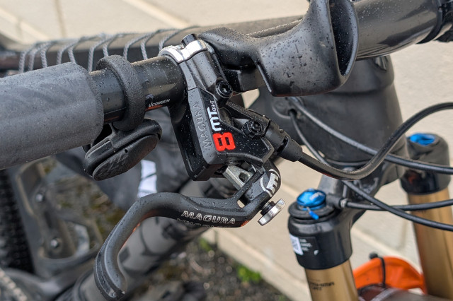 Magura MT8 Pro Lever 2.jpg