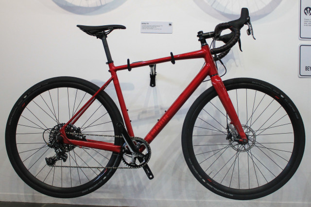 Gravel bike Marin Gestalt-1.jpg