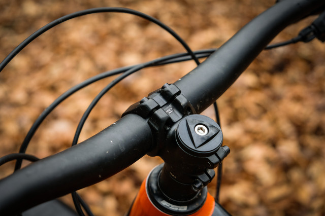 Marin Hawk Hill 3 Detail Stem-22.jpg